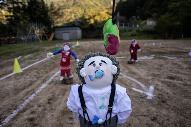 Ngôi làng vắng bóng trẻ thơ tại Nhật Bản: 18 năm không có một đứa trẻ nào ra đời, số búp bê nhiều gấp 10 lần số dân làng - Ảnh 10.