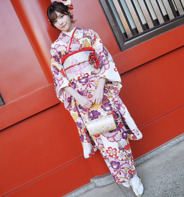 Loạt ảnh các mỹ nhân Nhật Bản trong trang phục truyền thống đầy ngọt ngào trong ngày cuối năm - Ảnh 11.