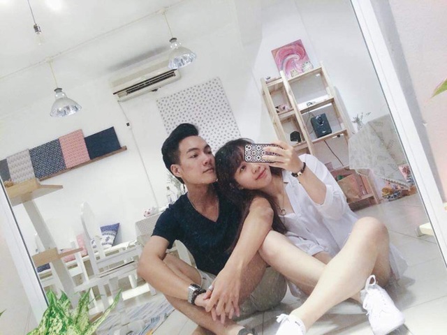 Lướt Tinder gặp người yêu cũ chia tay 3 năm trước, cô gái tính vô cà khịa sương sương ai dè... chốt luôn cái đám cưới - Ảnh 2.