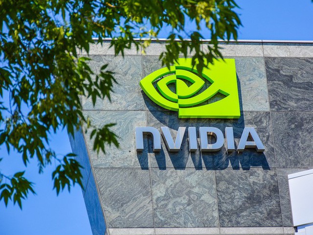 Tiền ảo giảm giá ảnh hưởng mạnh tới tình hình tài chính của Nvidia - Ảnh 2.