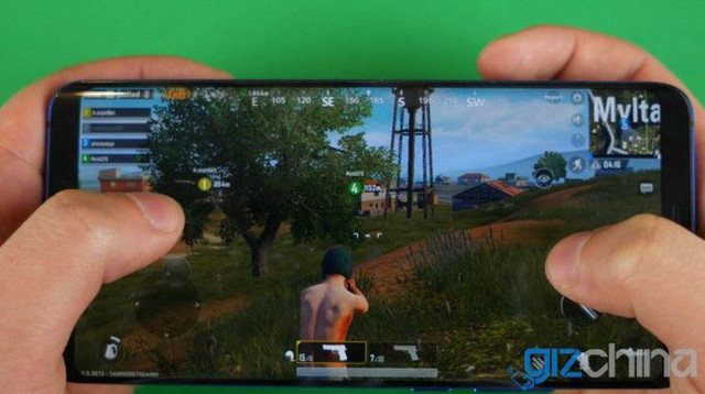 Bố mẹ không cho mua smartphone xịn chơi PUBG Mobile, cậu bé 18 tuổi tự tử ngay tại phòng riêng - Ảnh 2.