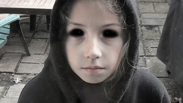 Những đứa trẻ mắt đen: Truyền thuyết gây nên cơn ác mộng kinh hoàng với loài người - Ảnh 1.