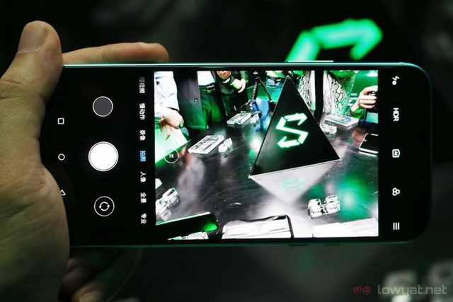 Săm soi Xiaomi Black Shark 2 - Vị vua smartphone gaming mới ra mắt - Ảnh 11.