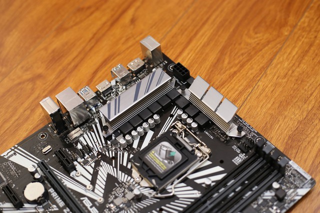 Đập hộp Asus Prime Z390-P: Bo mạch chủ tiết kiệm cho máy tính chiến game cao cấp - Ảnh 5.
