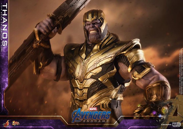 Avengers: Endgame- Cận cảnh thiết kế của Thanos, một tay đeo găng Vô Cực, một tay cầm kiếm - Ảnh 11.
