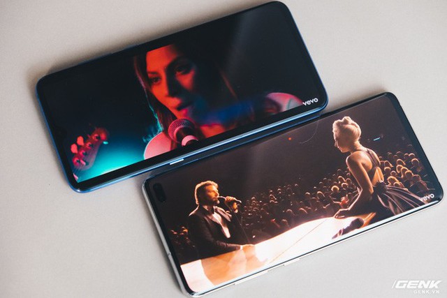 Samsung Galaxy S10+ vs. Xiaomi Mi 9: Cùng cấu hình mạnh, 3 camera, cảm biến vân tay dưới màn hình, liệu S10+ có đáng mức giá gấp đôi? - Ảnh 9.
