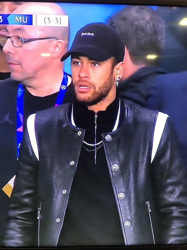 Ninja bất ngờ tới Pháp đi xem bóng cùng Neymar, thế nhưng lại phải buồn bã nhìn PSG bị MU loại cay đắng - Ảnh 5.