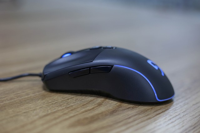 Fuhlen G92S: Chuột gaming bất tử dành cho game thủ tay to - Ảnh 4. Fuhlen G92S: Chuột gaming bất tử dành cho game thủ tay to - Ảnh 4.