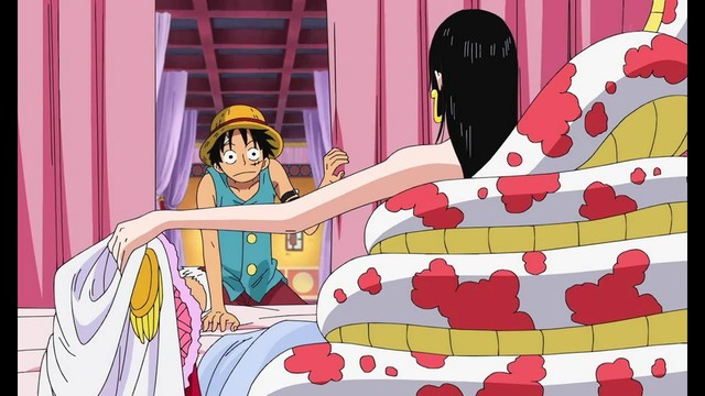 Dàn bóng hồng được yêu thích nhất One Piece bên cạnh mỹ nam Luffy