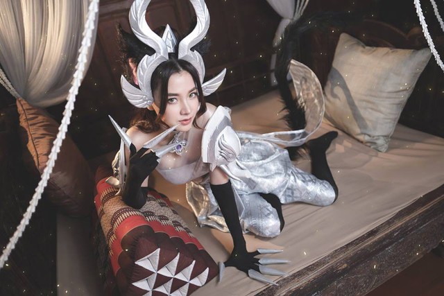 Liên Quân Mobile: Ngắm nhìn vẻ đẹp lộng lẫy, kiêu sa của cosplayer Arum Sacred Sentinel - Ảnh 6.