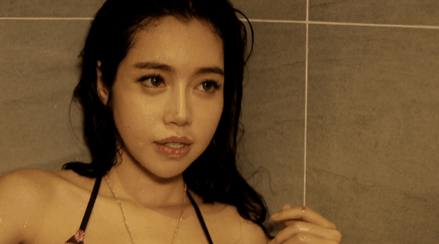 “Ướt nhẹp” với vòng 1 đẫm nước của Elly Trần khi chụp ảnh cho gMO bom tấn: Thục Sơn Kỳ Hiệp Mobile - Ảnh 24. “Ướt nhẹp” với vòng 1 đẫm nước của Elly Trần khi chụp ảnh cho gMO bom tấn: Thục Sơn Kỳ Hiệp Mobile - Ảnh 24.