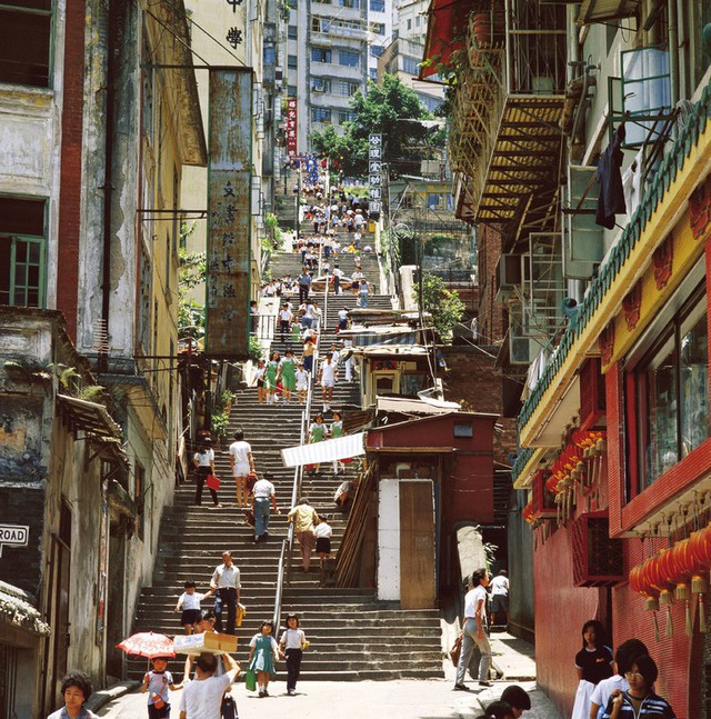Trứ danh toàn Châu Á nhờ phim xã hội đen, vì đâu điện ảnh Hong Kong nghiện làm giang hồ? - Ảnh 7. Trứ danh toàn Châu Á nhờ phim xã hội đen, vì đâu điện ảnh Hong Kong nghiện làm giang hồ? - Ảnh 7.