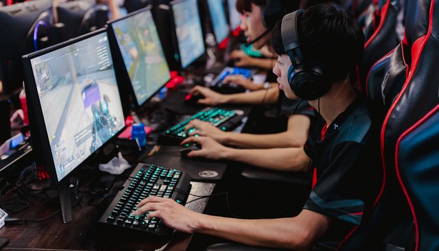 Toàn cảnh giải đấu Apex Legends đầu tiên tại Việt Nam: Team Gamehome độc chiếm ngôi đầu - Ảnh 4.