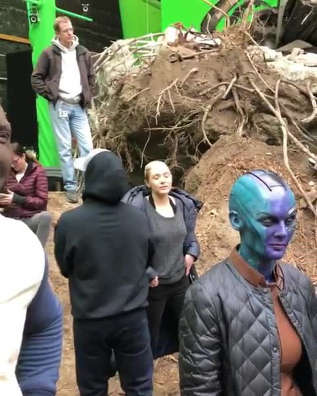 Chết cười với loạt ảnh và clip hậu trường lầy lội của dàn sao Avengers: Endgame - Ảnh 4.