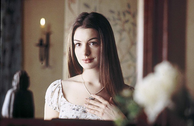 Đổ gục với loạt ảnh vẻ đẹp nữ thần suốt 20 năm của công chúa Anne Hathaway trên màn ảnh - Ảnh 6.