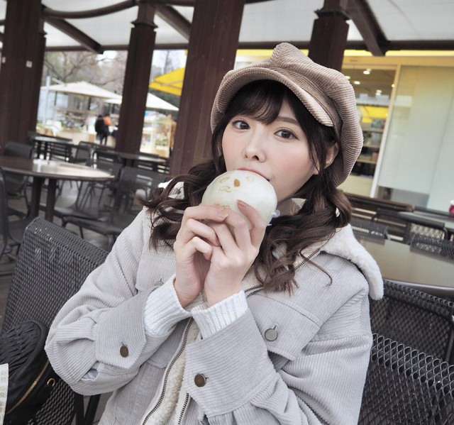 Ngắm nhan sắc ngọt ngào của Arina Hashimoto, tiểu mỹ nữ xinh đẹp nhất làng phim người lớn Nhật Bản - Ảnh 19.