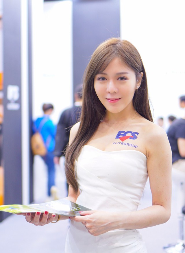 Một vòng các em gái xinh đẹp tại Computex 2019: Chỉ muốn ngắm mãi không về - Ảnh 28.