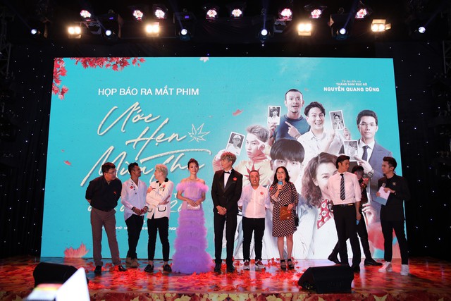 Dàn sao Ước Hẹn Mùa Thu cùng đạo diễn Nguyễn Quang Dũng bất ngờ tổ chức sinh nhật cho Kay Trần ngay tại buổi ra mắt phim - Ảnh 1.