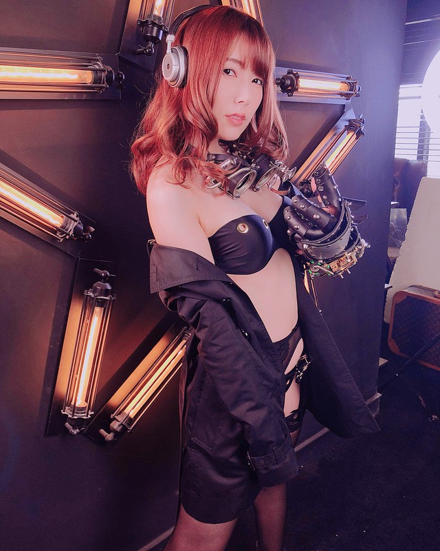 Ngắm loạt ảnh cosplay đầy nóng bỏng của nữ thần phim người lớn Yui Hatano - Ảnh 10.