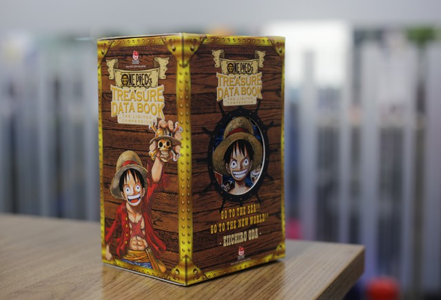 One Piece Databook siêu to khổng lồ, bộ hồ sơ tuyệt mật không thể thiếu dành cho các fan ruột - Ảnh 2.