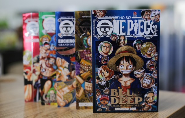 One Piece Databook siêu to khổng lồ, bộ hồ sơ tuyệt mật không thể thiếu dành cho các fan ruột - Ảnh 3.