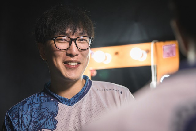 LMHT: CKTG 2019, ngày thi đấu cuối cùng bảng D - Doublelift liệu có thể tự mình vượt qua vòng bảng? - Ảnh 1.