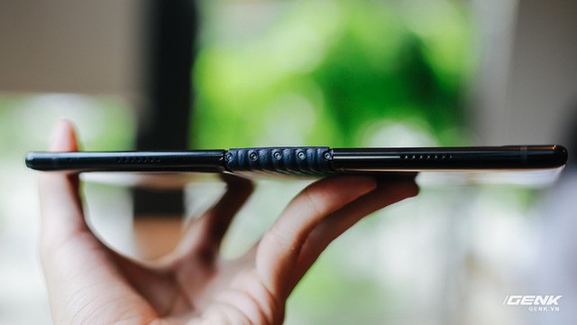 Trên tay Royole FlexPai: Smartphone màn hình gập đầu tiên trên thế giới - Ảnh 18.