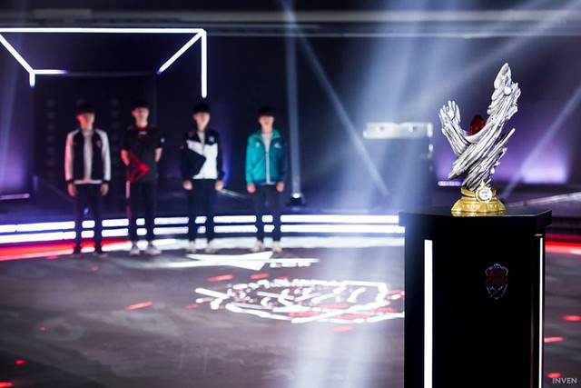 LMHT: Lên ngôi tại Rift Rivals 2019, Faker vĩ đại lại xô đổ thêm một kỷ lục mới - Ảnh 4.