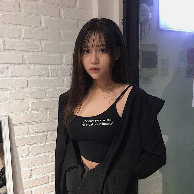 Xuất hiện cô nàng hot girl 2k1 xinh như búp bê, nhưng vòng một mới là điểm tạo nên sự chú ý - Ảnh 3.