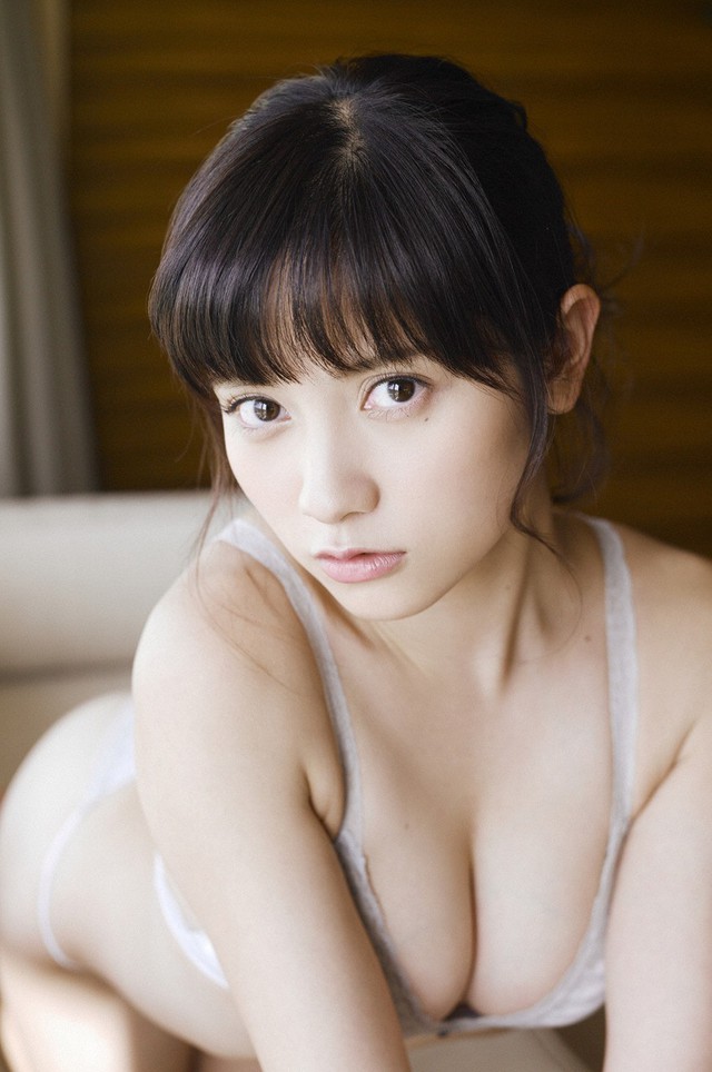 Sững sờ trước cô nàng hot girl Nhật Bản đa tài, đang từ cosplayer lột xác thành người mẫu nội y gợi cảm - Ảnh 8.