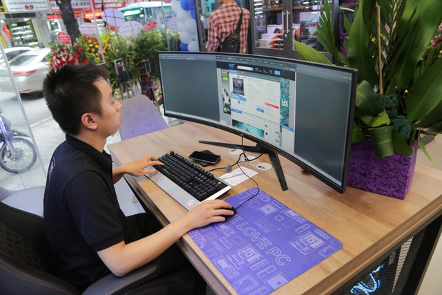 Tới thăm showroom tuyệt đẹp TNC Computer mới khai trương: Toàn máy tính khủng cho game thủ chiến tưng bừng - Ảnh 9.