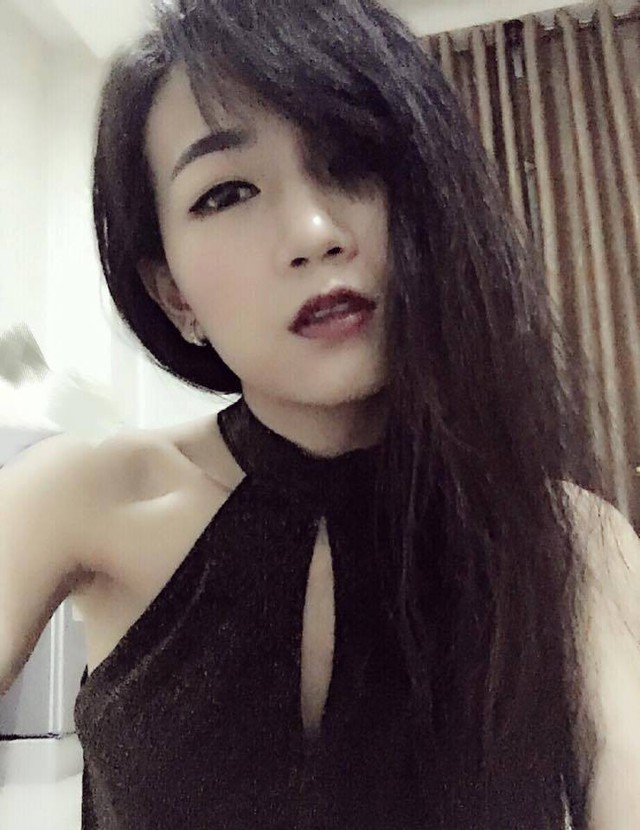 Chuyện đời nghiệt ngã: Là vợ ingame, cô nàng mỉm cười chúc phúc khi đến dự đám cưới “chồng ảo” với “vợ thật - Ảnh 6. Chuyện đời nghiệt ngã: Là vợ ingame, cô nàng mỉm cười chúc phúc khi đến dự đám cưới “chồng ảo” với “vợ thật - Ảnh 6.