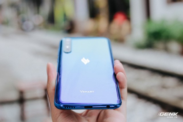 Đánh giá Vsmart Live: Smartphone Việt đáng mua nhất từ trước đến nay - Ảnh 6. Đánh giá Vsmart Live: Smartphone Việt đáng mua nhất từ trước đến nay - Ảnh 6.