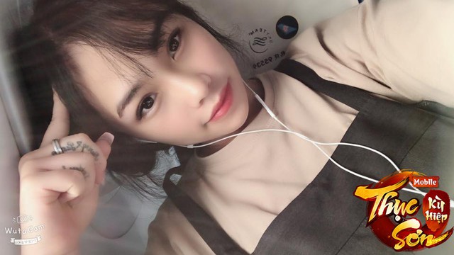 Bái phục câu thả thính tượng hình của nữ game thủ: 19 năm không 1 ai theo đuổi, tuột 1 cúc áo... 19 người đuổi theo - Ảnh 24. Bái phục câu thả thính tượng hình của nữ game thủ: 19 năm không 1 ai theo đuổi, tuột 1 cúc áo... 19 người đuổi theo - Ảnh 24.