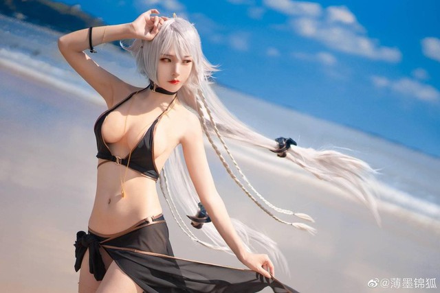 Bỏng mắt khi ngắm nàng Jeanne d‘Arc (Alter) trong Fate/Grand Order siêu gợi cảm - Ảnh 3.