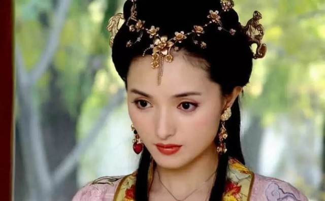 Xếp hạng 7 tuyệt thế giai nhân trong truyện Kim Dung: Tiểu Long Nữ cũng chỉ xếp thứ 4 - Ảnh 7. Xếp hạng 7 tuyệt thế giai nhân trong truyện Kim Dung: Tiểu Long Nữ cũng chỉ xếp thứ 4 - Ảnh 7.