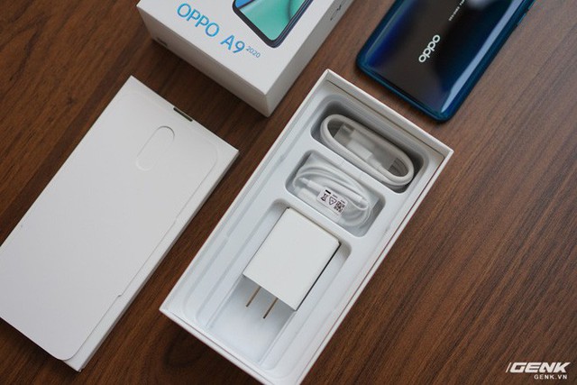 Trên tay Oppo A9 2020: Thiết kế đẹp mắt, cấu hình rất tốt trong phân khúc tầm trung, giá dự kiến 6,9 triệu đồng - Ảnh 2. Trên tay Oppo A9 2020: Thiết kế đẹp mắt, cấu hình rất tốt trong phân khúc tầm trung, giá dự kiến 6,9 triệu đồng - Ảnh 2.