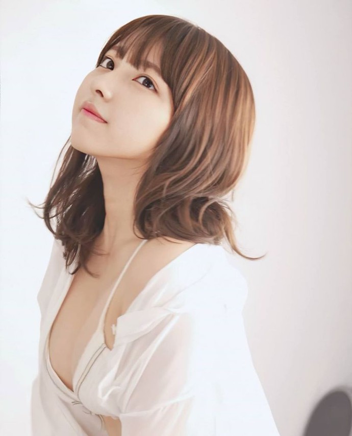 Chỉ cao 1m49 nhưng sở hữu vòng một siêu khủng, nàng hot girl được gọi là tiểu Yua Mikami dù vẫn còn đang là sinh viên - Ảnh 3. Chỉ cao 1m49 nhưng sở hữu vòng một siêu khủng, nàng hot girl được gọi là tiểu Yua Mikami dù vẫn còn đang là sinh viên - Ảnh 3.