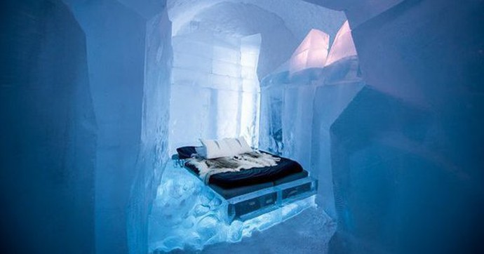 Độc đáo khách sạn làm hoàn toàn từ băng ở Thụy Điển