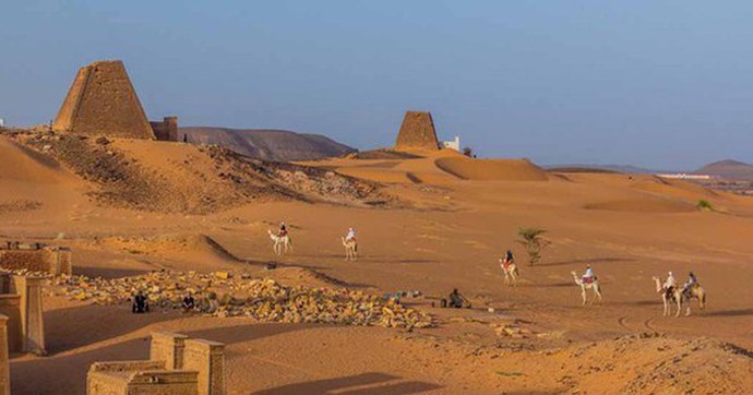 Bí mật trên sa mạc Sudan: Kim tự tháp của các vị vua Kushite