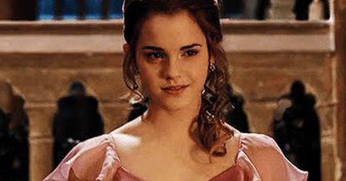 Sự Thật Về Bộ Váy Dạ Hội Của Hermione Ở Harry Potter: Bản Gốc Giống Hệt