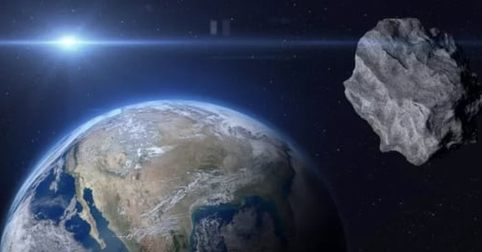 Tiểu hành tinh to bằng sân vận động tiến sát Trái Đất