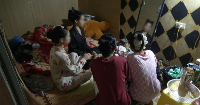 Đột kích quán karaoke Ruby, phát hiện loạt "hotgirl" dương tính với ma túy