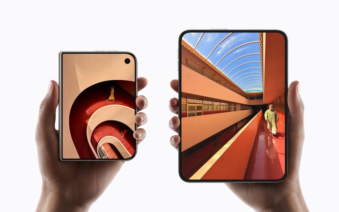 Màn hình 7,6 inch của iPhone Duo mở ra cách làm việc di động mới