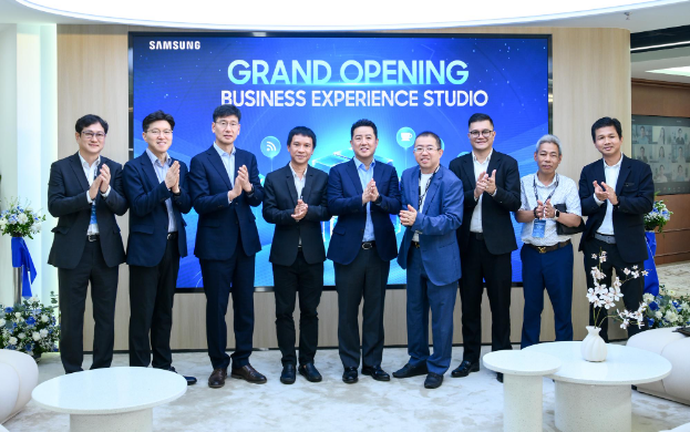 Samsung Electronics khai trương Business Experience Studio tại Việt Nam, mở rộng hệ sinh thái giải pháp công nghệ toàn diện cho doanh nghiệp
         