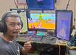Livestream đều đặn, cụ ông 64 tuổi kiếm hơn 30 triệu mỗi tháng, chỉ nhờ một tựa game bắn súng