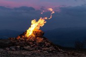 Núi lửa 'vô dụng nhất thế giới': Bếp lò nấu ăn của người dân