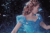 Bí mật về bộ váy Lọ Lem đẹp nhất Disney: Đính 110.000 viên pha lê, nữ chính chịu khổ trăm bề
