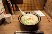 Những quán ăn uống một mình lạ mắt của Nhật Bản