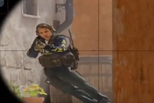 Counter-Strike 2 phát sinh "tính năng" mới, game thủ nghiêng người né đạn như hack